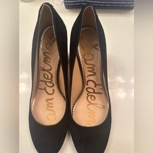 Sam Edelman Black suede pumps 9.5